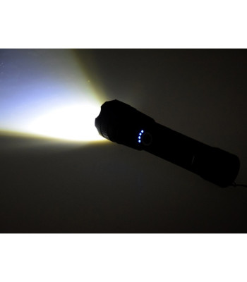 Powerful USB rechargeable LED flashlight, waterproof SP0799